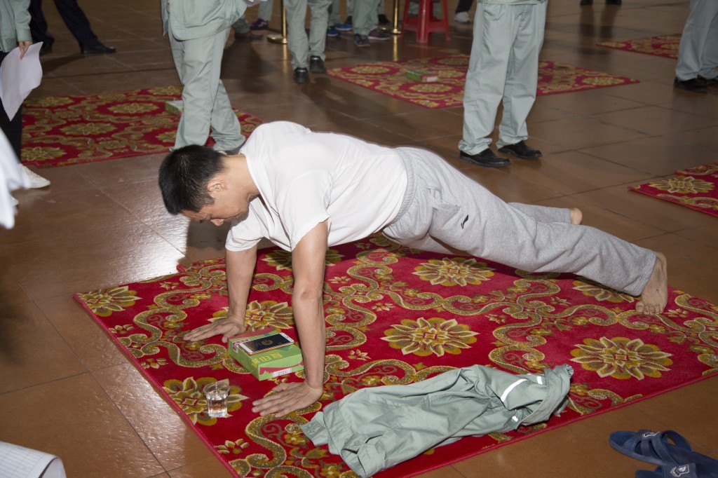 650和1060這兩個數(shù)字為何一夜之間傳遍全廠——俯臥撐預賽刷新紀錄
