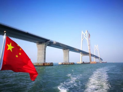 堅美鋁材成港珠澳大橋“佛山元素”之一，熱烈祝賀港珠澳大橋正式通車運營