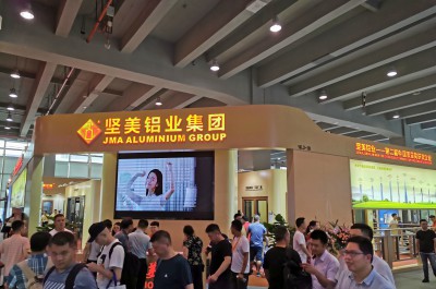 實(shí)力圈粉！堅(jiān)美系統(tǒng)門窗亮相廣州建博會(huì)